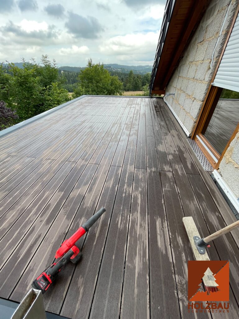 Holzterrasse Bad Münstereifel Zimmerei Holzbau Schwendtner