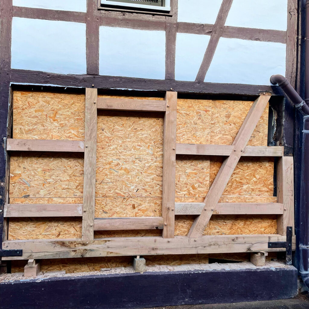 Fachwerksanierung Fachwerkrestauration Bad Münstereifel Holzbau Schwendtner