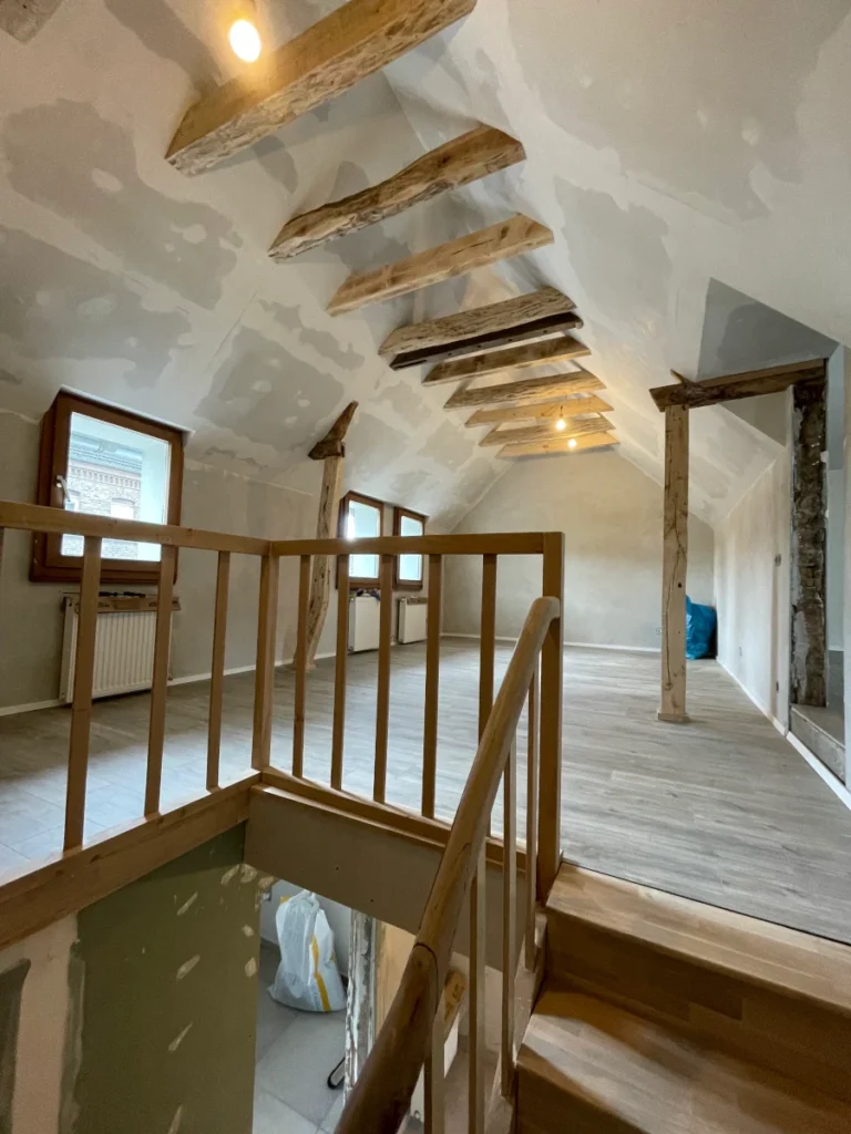 Dachgschossausbau mit Gipskarton.